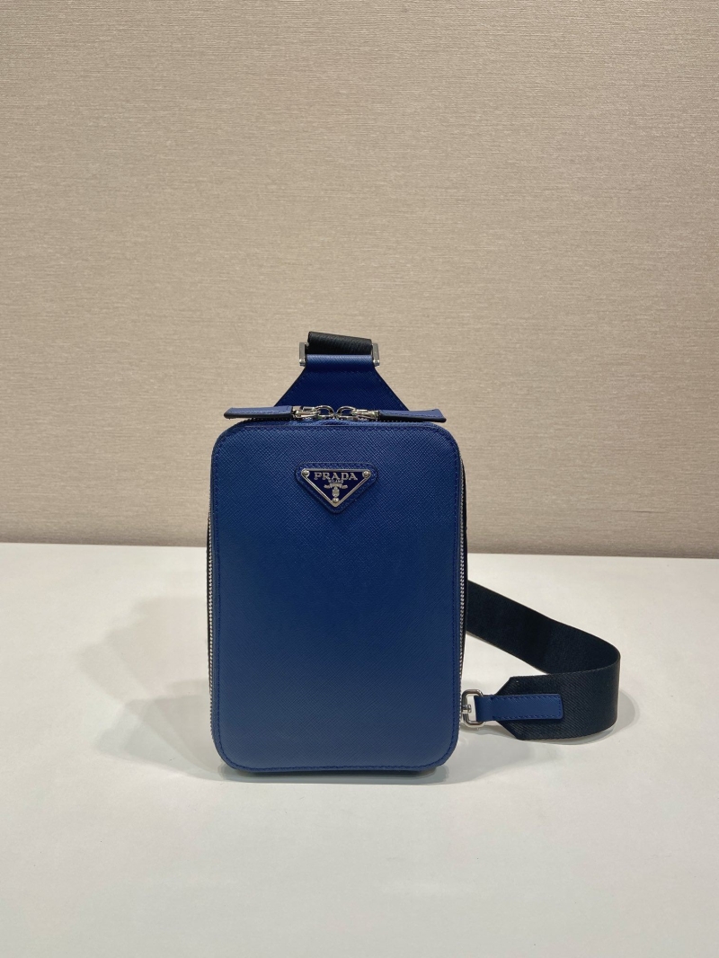 Pra*a waist chest packs